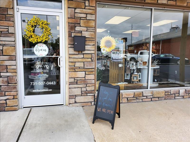 Flowers With Sass Union City, TN